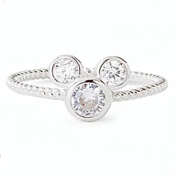 Size 6 925 Mickey Mouse Silhouette Twisted Band Ring - Picture 4 of 10